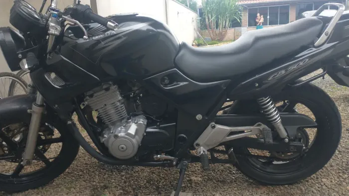 Vendo ou troco em moto 250cc