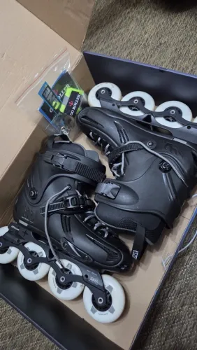 Patins in LINE (roller)