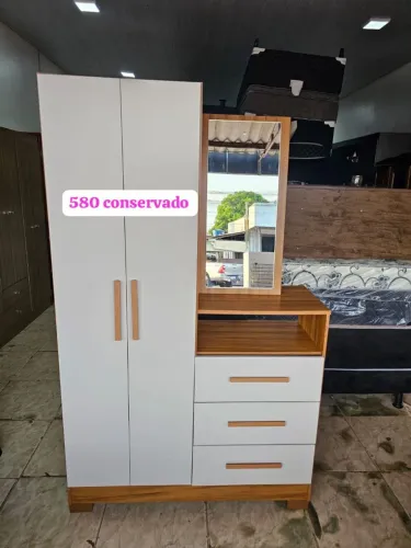 CÔMODA MULTIUSO COM ESPELHO CONSERVADO