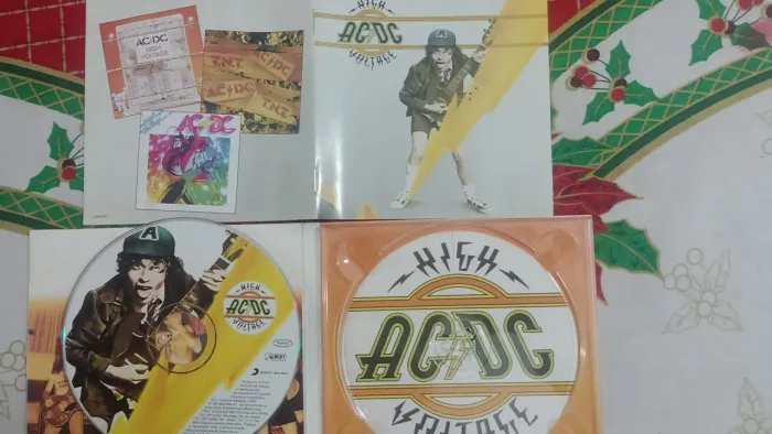 Cd Ac/DC High Voltage Digipack.
