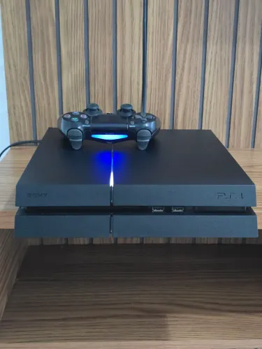 !!OPORTUNIDADE!! PLAYSTATION 4 (PS4) EM PERFEITO ESTADO.