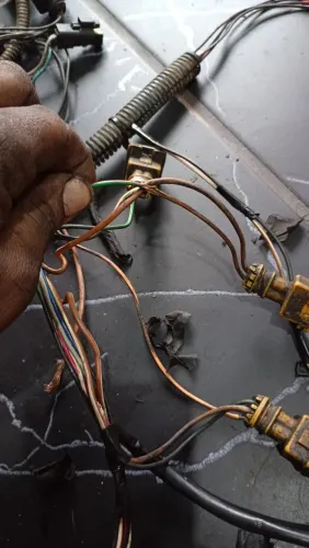 Mecânico e eletricista