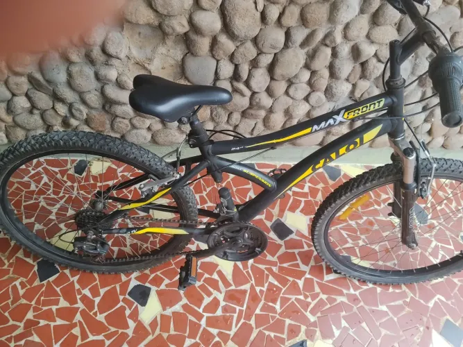 Bicicleta Caloi Max Front Aro 24 - 21 marchas/ com suspensão dianteira