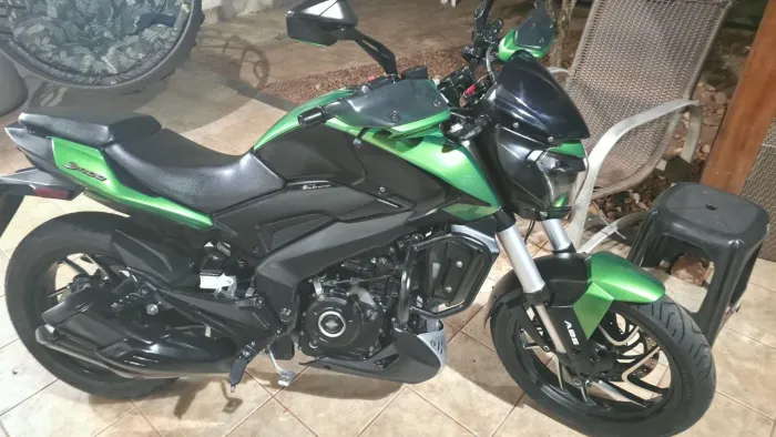 DOMINAR 400