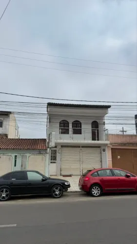 CASA NA AV ITABUNA COM PONTO COMERCIAL