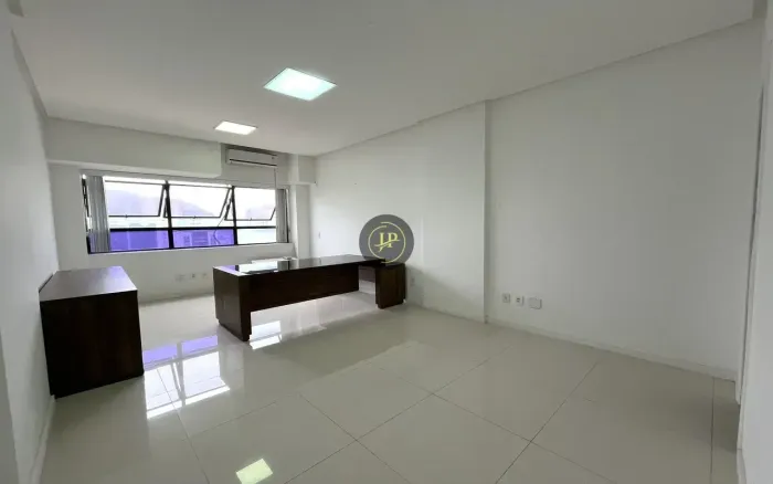 SALA COMERCIAL | 26M² | IDEAL PARA ESCRITÓRIO OU CONSULTÓRIO