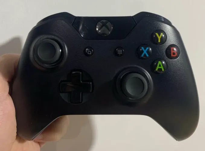 Controle Xbox Séries S X One S X (sem P2 entrada para fone)