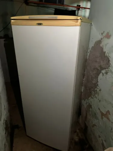Geladeira Consul 293L (220V) - Para Técnicos ou Retirada de Peças