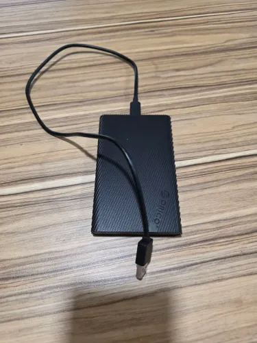 HD Externo 1TB (HD + Case USB)