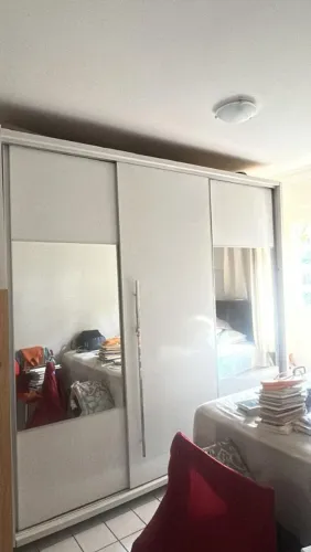 Vendo Guarda Roupas