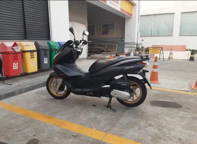 Pcx em Perfeito estado!!