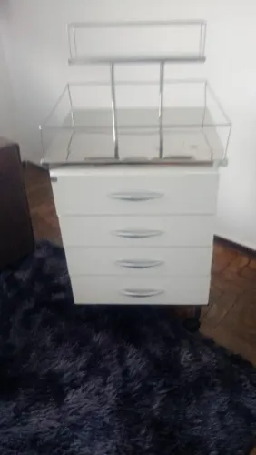 Carrinho auxiliar
