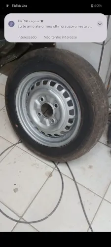 Pneu de step original de fusca