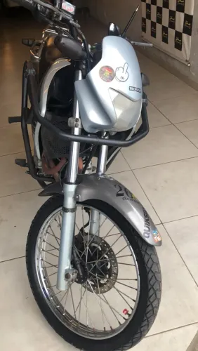 Honda NX 4 Falcon 400 2008