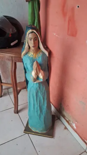 Estatua de madeira de imburana nossa da Conceição