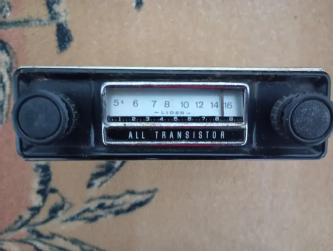 Rádio Líder AM (Original da Ford Rural)