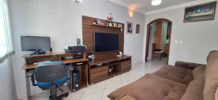 Casa à venda com 2 dormitórios e edícula - Jardim das Tulipas-Jundiaí-SP. REF: C REF: CA25