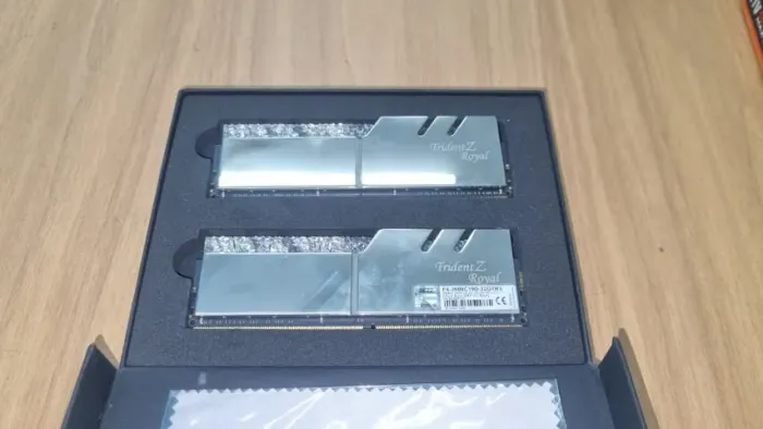 Memoria ram ddr4 Trident Z Royal