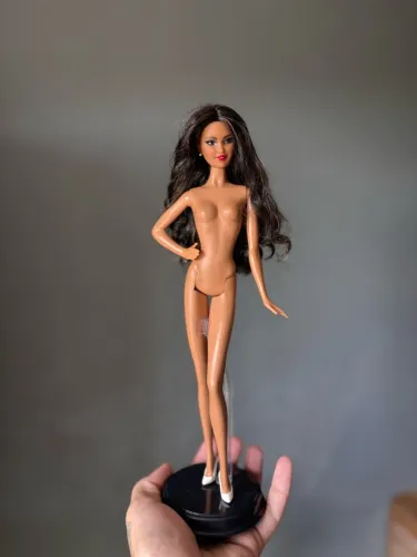 Barbie Looks Kira Holiday 