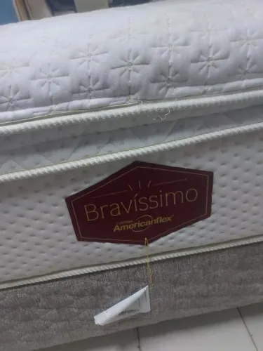 Cama box colchão molas ensacadas