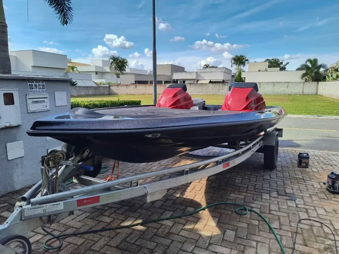 Bass Boat Xtreme Viper muito nova!!!!