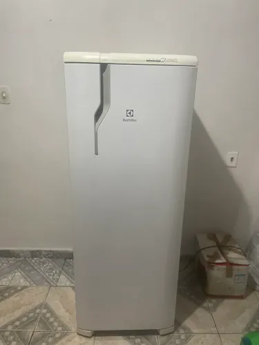 Geladeira frostfree FAÇO ENTREGA