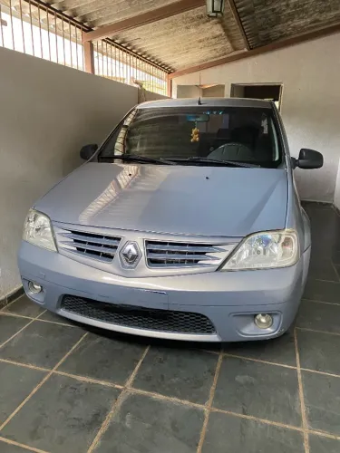 Renault Logan Authentique Hi-flex 1.0 16V 4P 2010