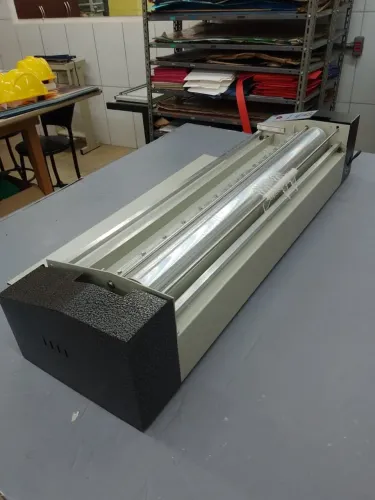 Coladeira para cartonagem 90 cm , c 900 