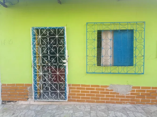 Vendo casa/kitnet mobiliada toda documentada 