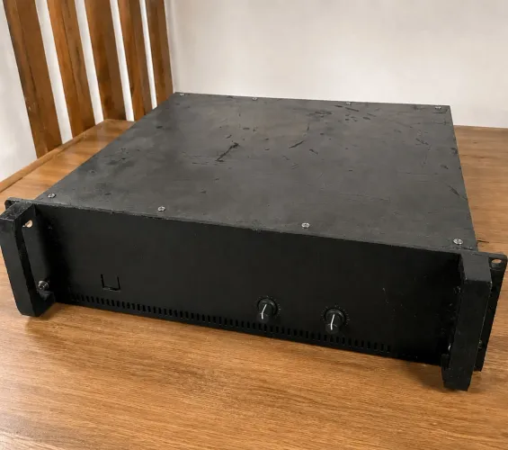 Amplificador profissional Micrologic M1000