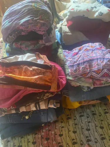 Lote de roupas