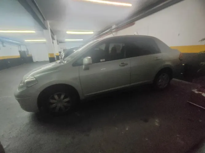 Nissan Tiida Sedan 1.8 16V Flex Fuel 4P 2011