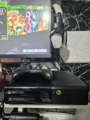 Xbox 360 500gb 78 jogos no hd