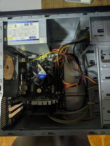 Pc Basico i3 2120 - 2x8gb - Gt630 - SSD 128gb