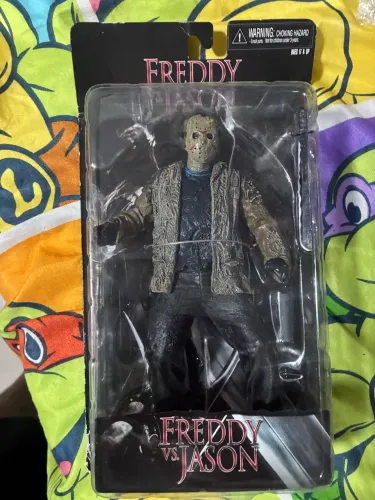 Jason Voorhees - Freddy vs. Jason - Action Figure Colecionável
