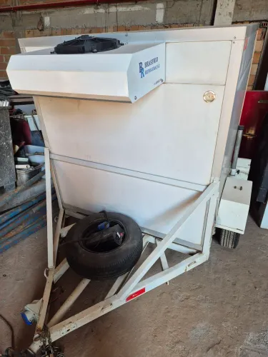 Carretinha, reboque refrigerado Brasfrio