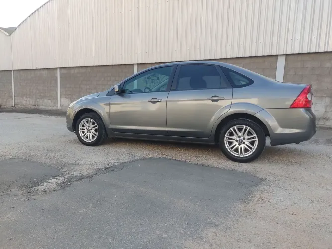 Ford Focus Sedan 2.0 16v/2.0 16V Flex 4P 2012