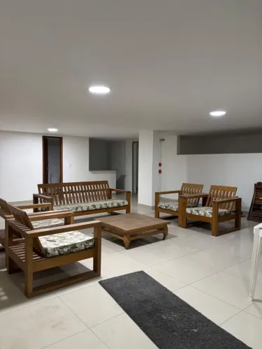 Alugo apartamento mobiliado no Góes Calmon