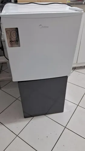 FRIGOBAR MIDEA BRANCO