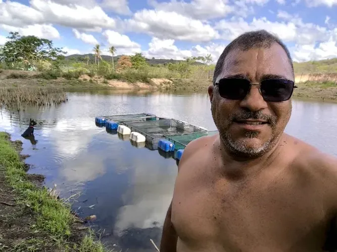 TANQUE REDE PARA CRIAÇÃO DE PEIXES