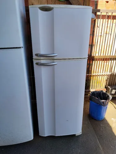 Geladeira Eletrolux