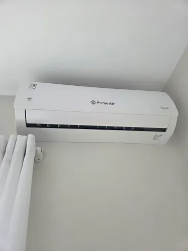 Ar condicionado Prime Air/Britânia 9.000BTUs Quente e Frio