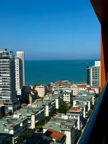 RG - 4 Quartos andar alto e sol da manha com vista mar