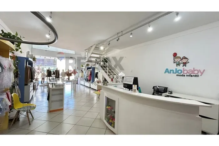Passa-se Ponto Comercial | Estrutura e Estoque | Jardim São Paulo em Americana