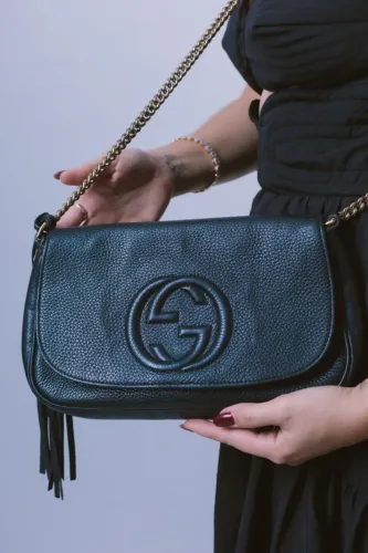 GUCCI SOHO MEDIUM CHAIN FLAP BAG