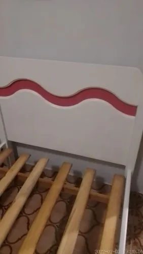 Cama de solteiro laca branca