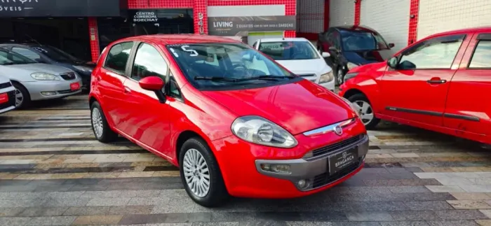 Fiat Punto Essence 1.6 Flex 16V 5P 2015