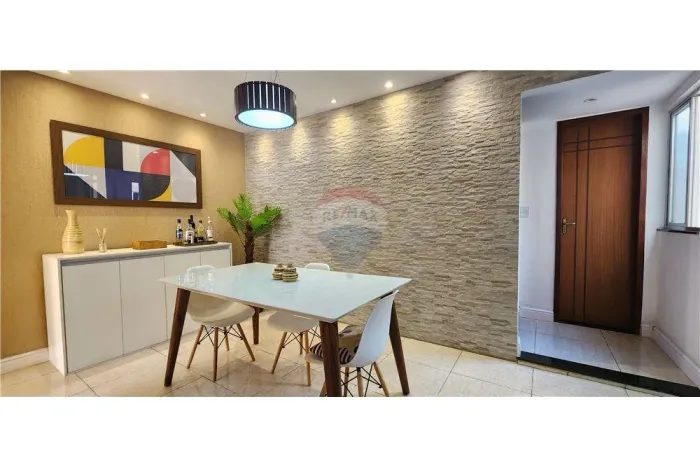 Casa Bi familiar, 4 quartos á venda COM 170M² em Vista Alegre - R$ 650.000,00