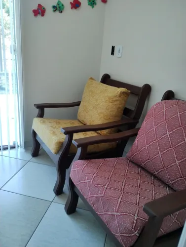 Lindas poltronas de madeira!