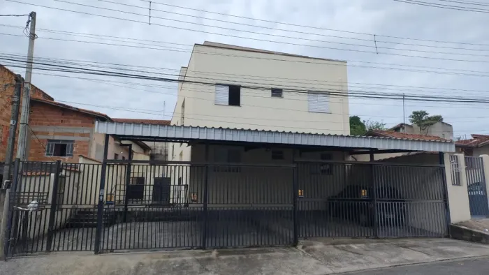 APARTAMENTO (MOMBAÇA)